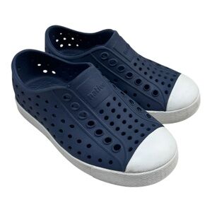 Native Jefferson Waterproof Slip On in Navy Blue/White